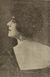 Marie WaltrovĂˇ. Zdroj: DivadelnĂ­ list, roÄŤ. 1 (1925/26), ÄŤ. 32, s. 1.